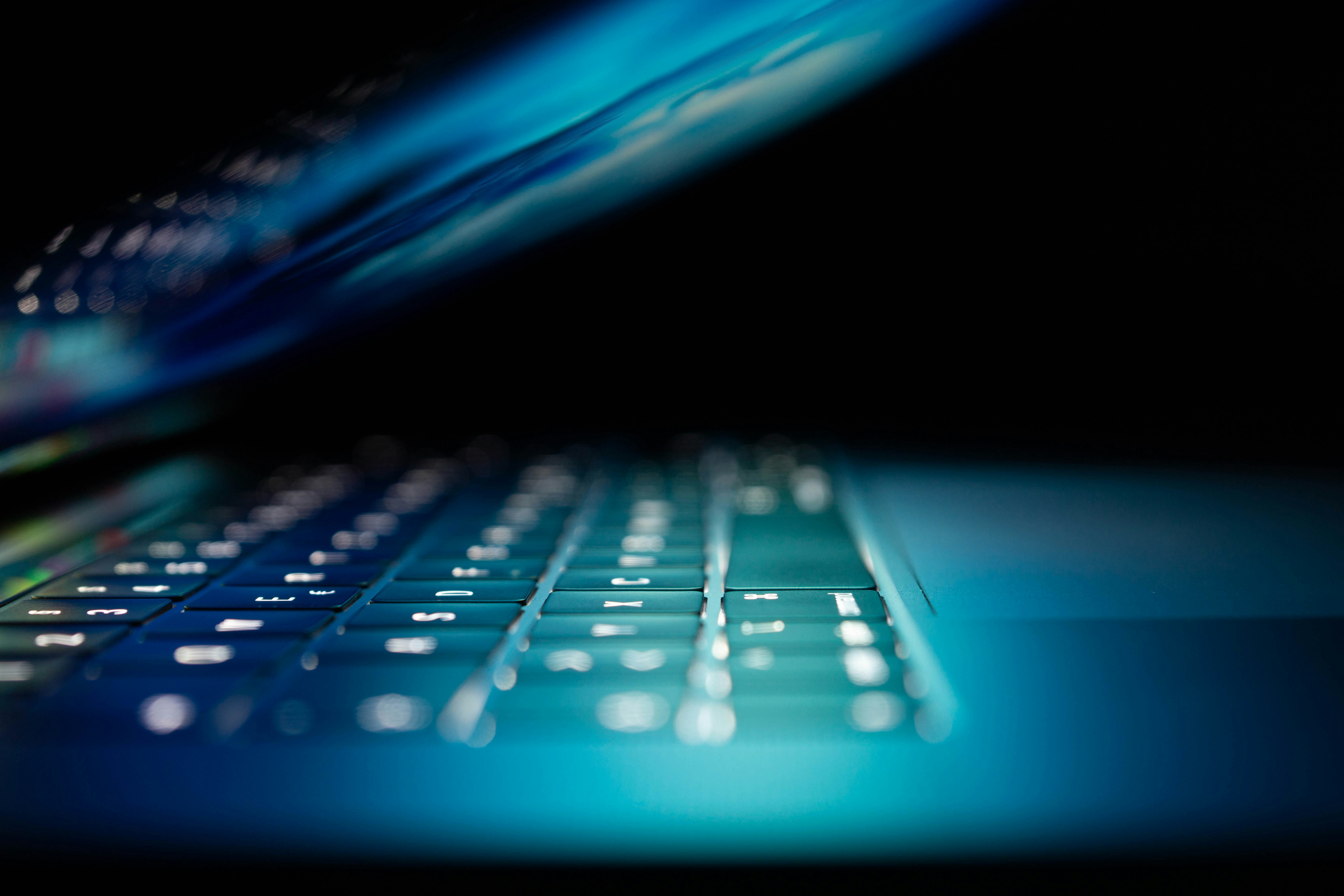 One Size Doesn’t Fit All: Rethinking Consumer vs. Commercial Deposit Analytics
